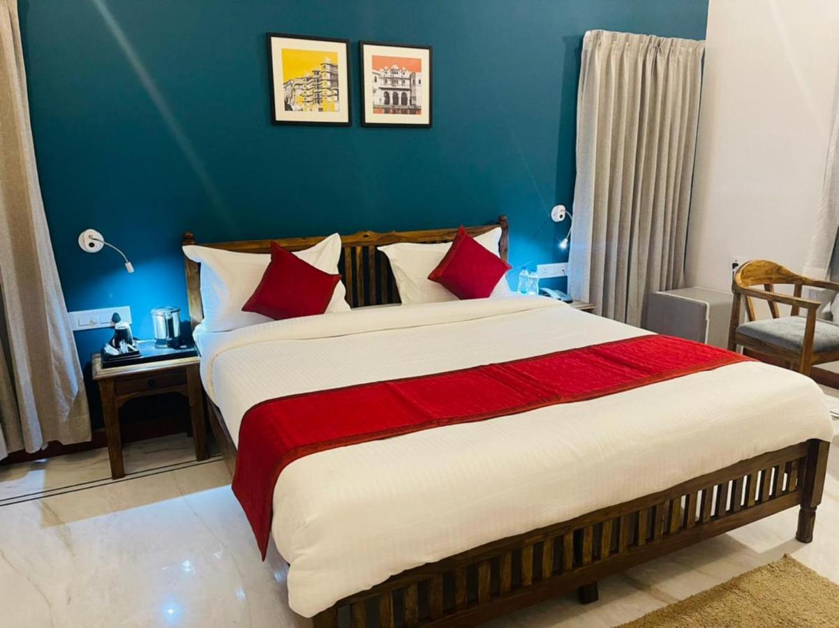 Dheergarh Palace Udaipur Kültér fotó